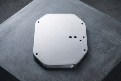 Angur Stand Plate